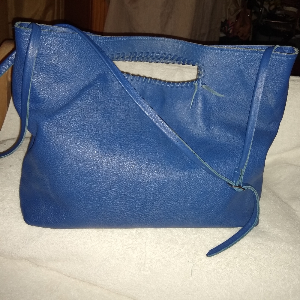 Jennifer Haley day shopper bag.